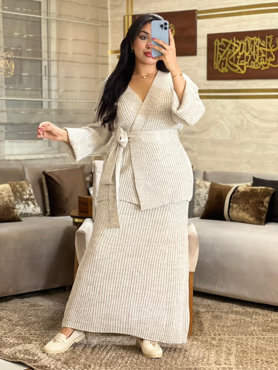 Elegant Ribbed Dress