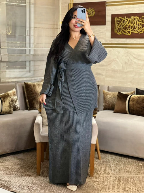 Elegant Ribbed Dress