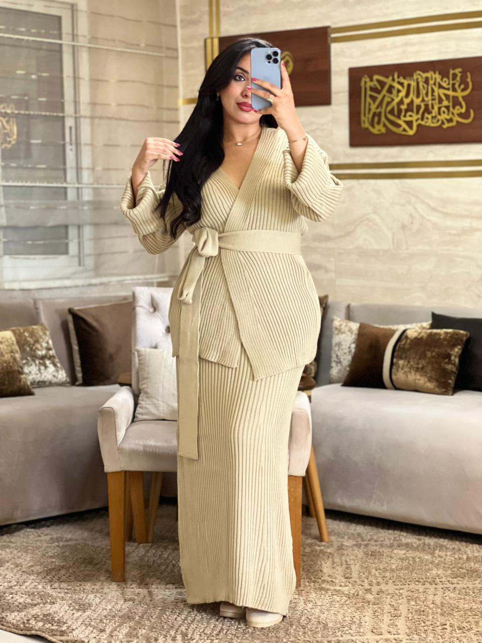 Elegant Ribbed Dress