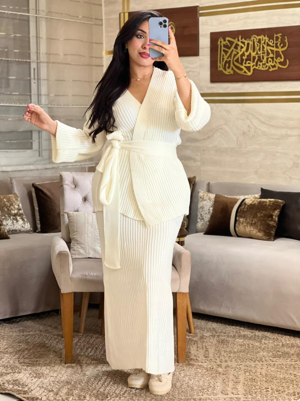 Elegant Ribbed Dress