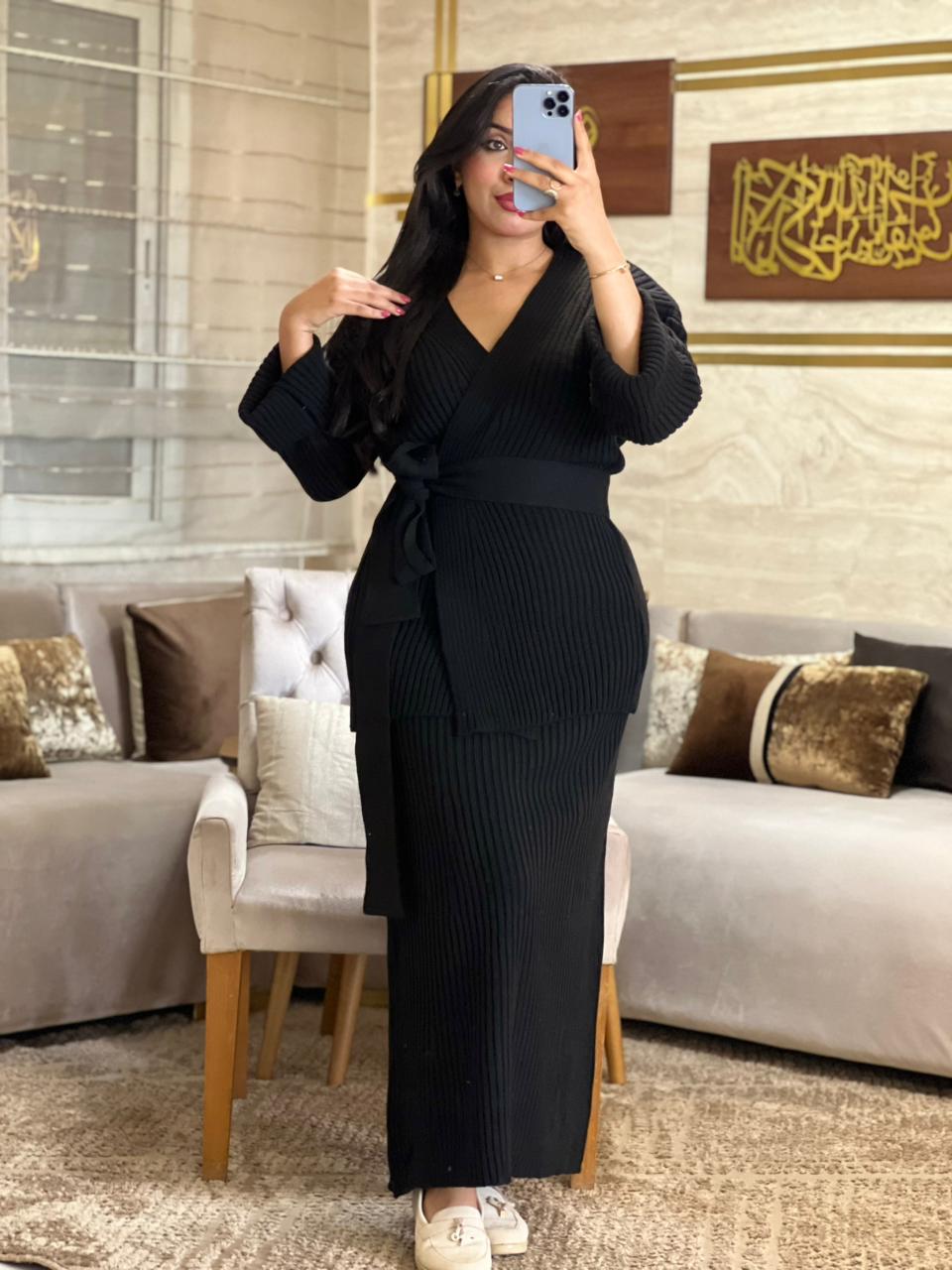 Elegant Ribbed Dress